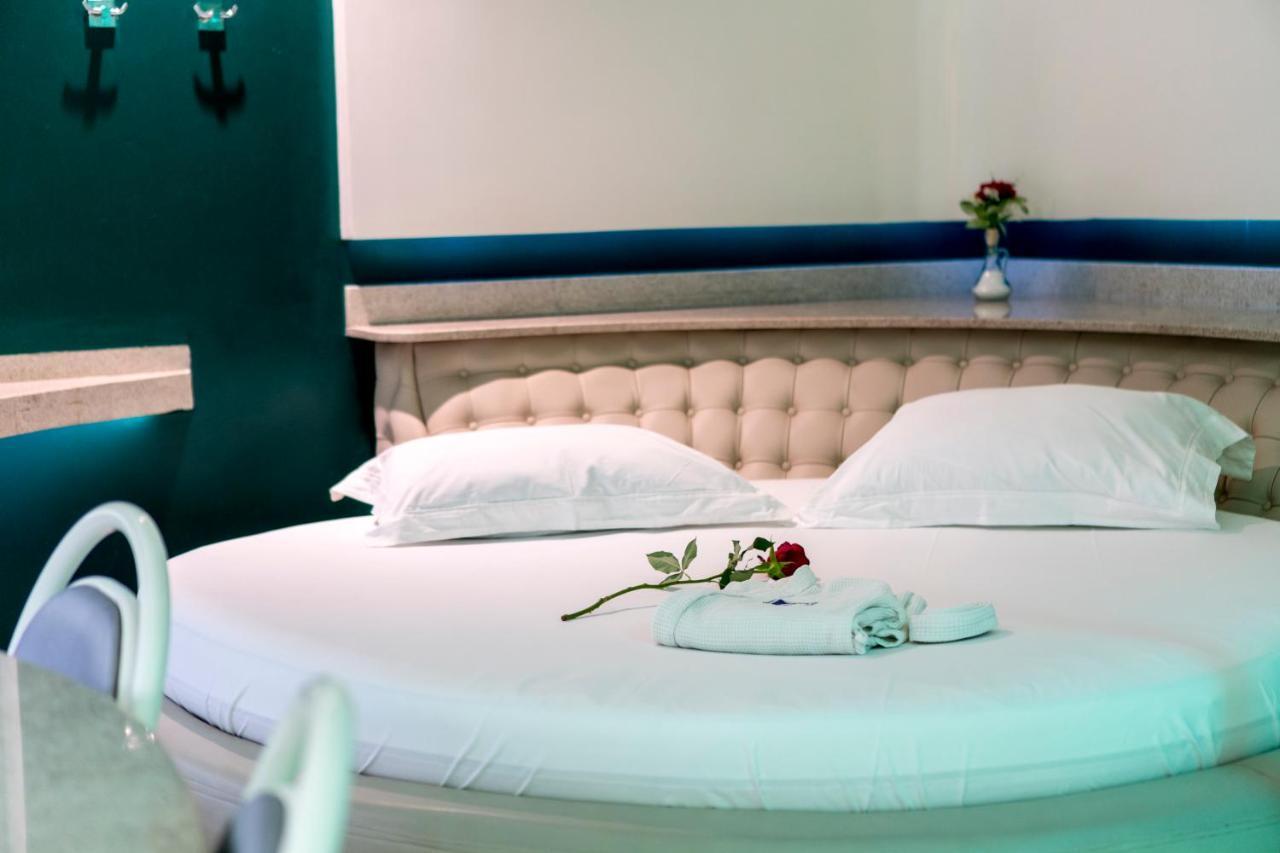 A2 Suites - Hotel E Motel Нуклео-Бандейранти Экстерьер фото