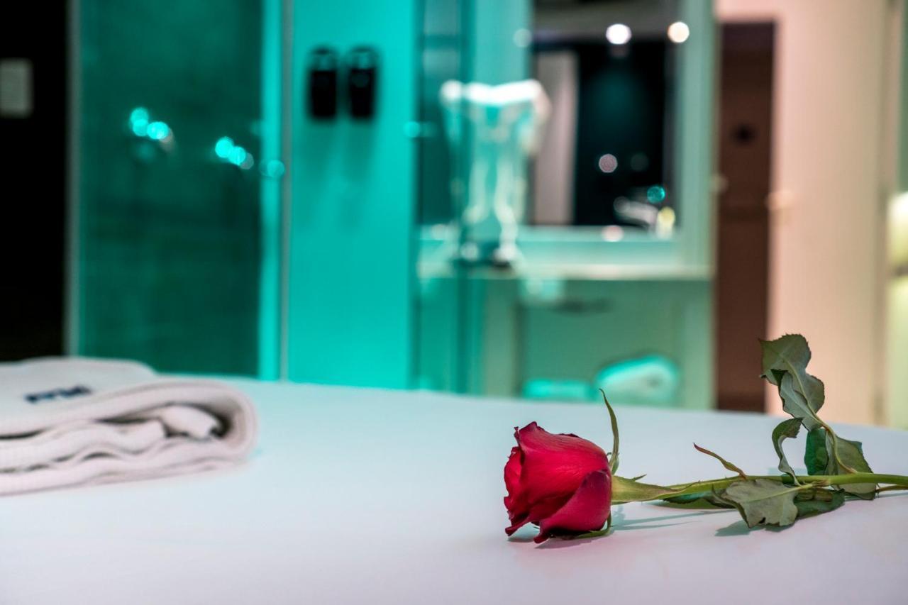 A2 Suites - Hotel E Motel Нуклео-Бандейранти Экстерьер фото