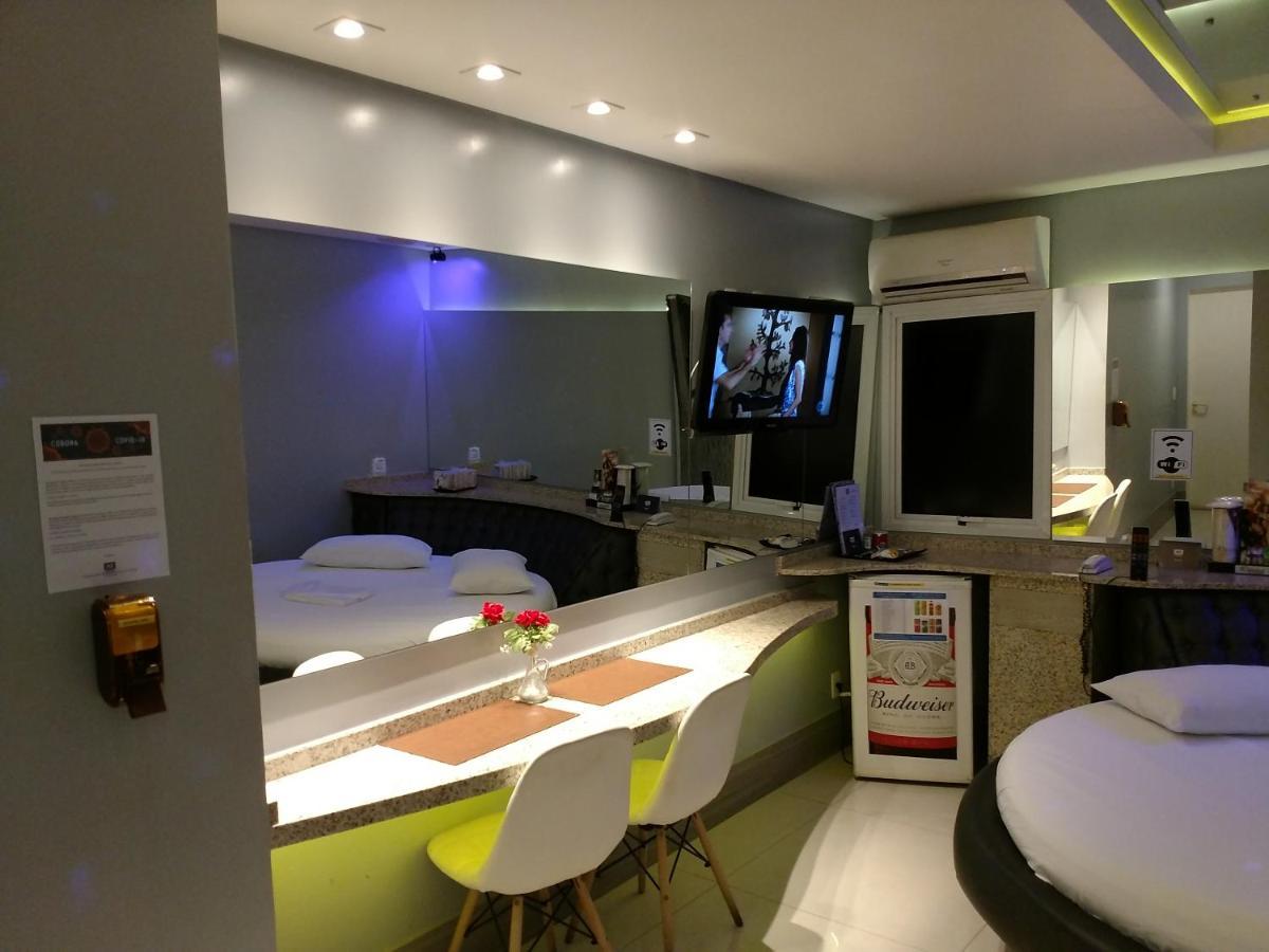 A2 Suites - Hotel E Motel Нуклео-Бандейранти Экстерьер фото