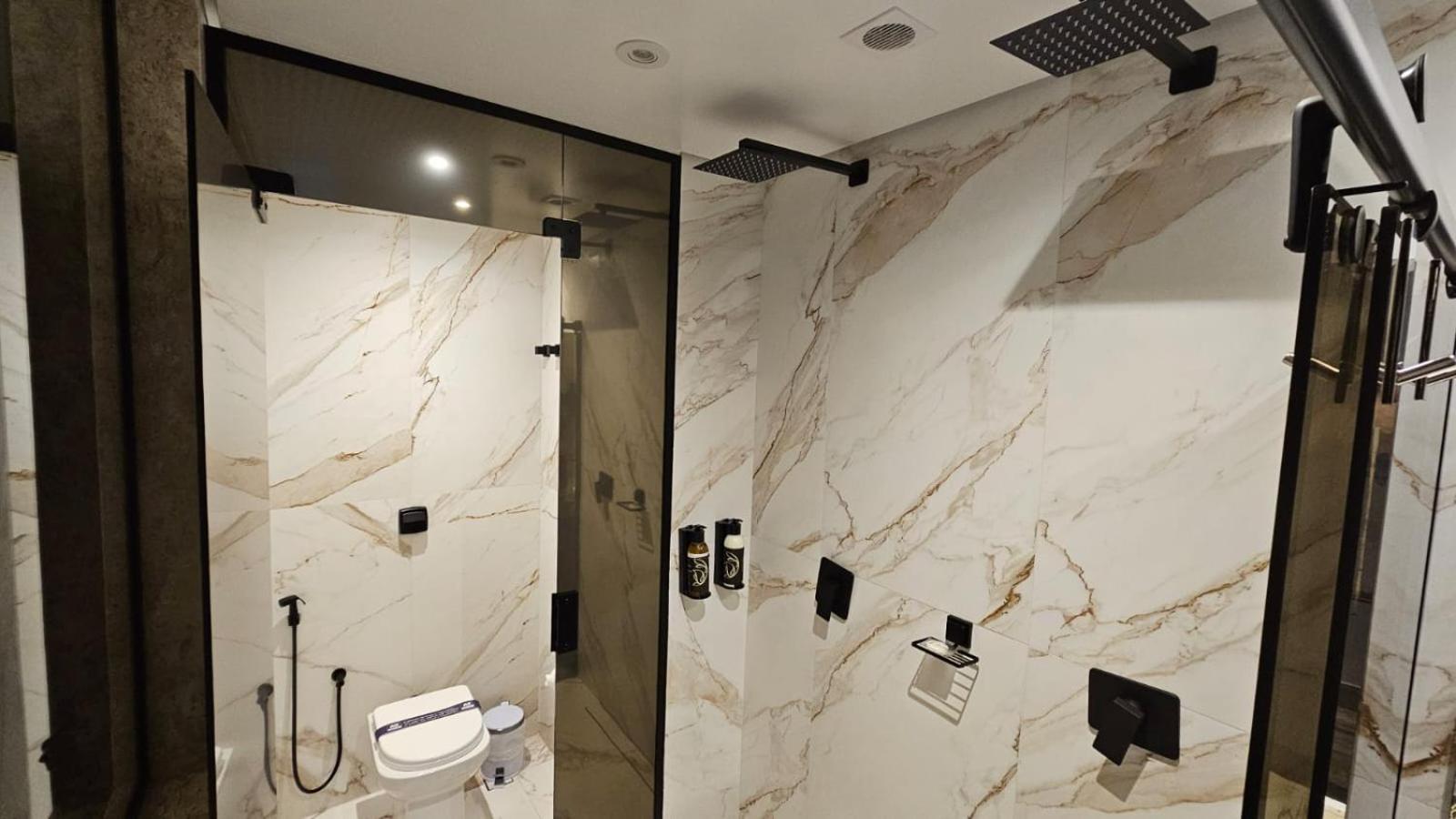 A2 Suites - Hotel E Motel Нуклео-Бандейранти Экстерьер фото