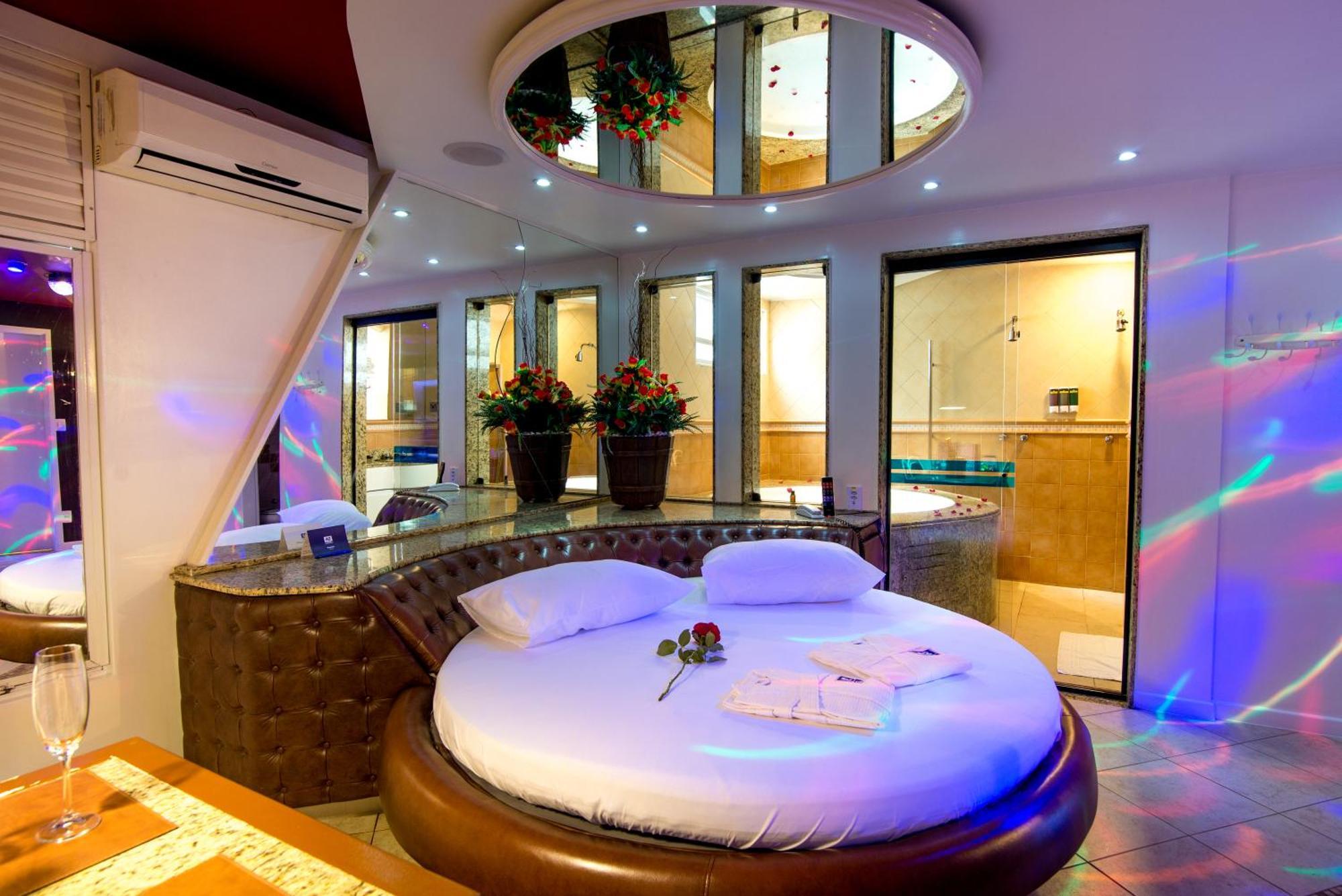 A2 Suites - Hotel E Motel Нуклео-Бандейранти Экстерьер фото