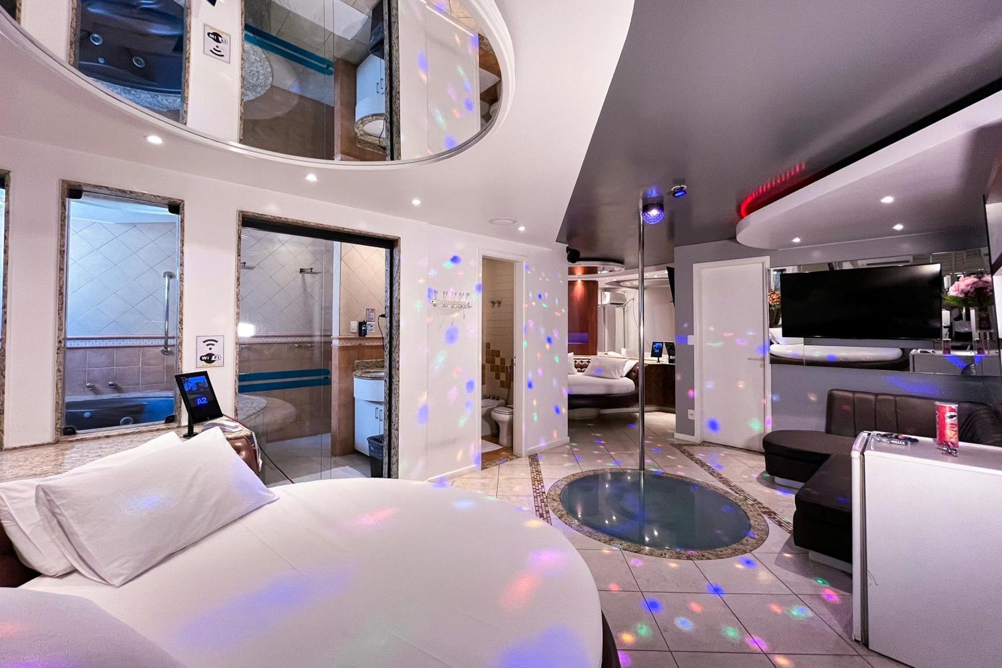 A2 Suites - Hotel E Motel Нуклео-Бандейранти Экстерьер фото